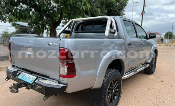 Nunua Ilio tumika Toyota Hilux Nyingine Gari ndani ya Maputo nchini Maputo Nunua Ilio tumika Toyota Hilux Nyingine Gari ndani ya Maputo nchini Maputo