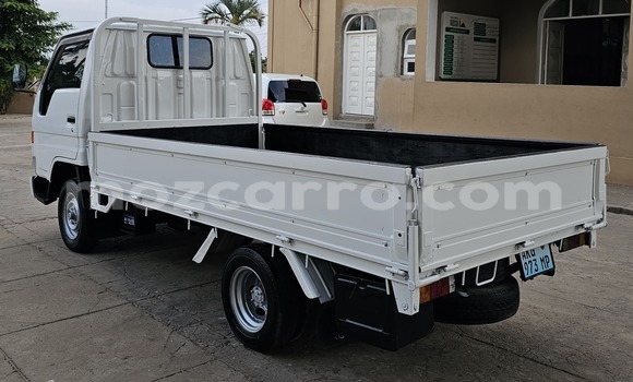 Tenga Tsaru Toyota Hiace Chena Mota in Maputo in Maputo Tenga Tsaru Toyota Hiace Chena Mota in Maputo in Maputo