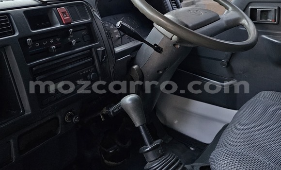 Tenga Tsaru Toyota Hiace Chena Mota in Maputo in Maputo Tenga Tsaru Toyota Hiace Chena Mota in Maputo in Maputo