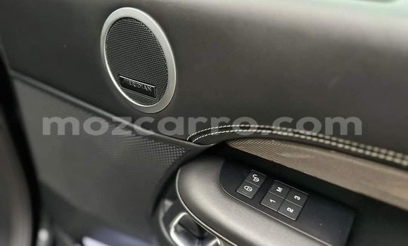 Comprar Novo Land Rover Range Rover Preto Carro em Maputo em Maputo Comprar Novo Land Rover Range Rover Preto Carro em Maputo em Maputo