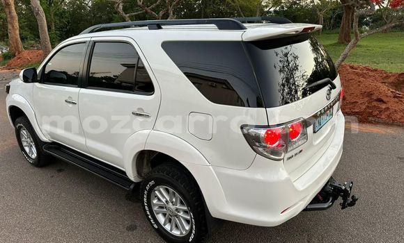 Buy New Toyota Fortuner White Car in Maputo in Maputo Buy New Toyota Fortuner White Car in Maputo in Maputo