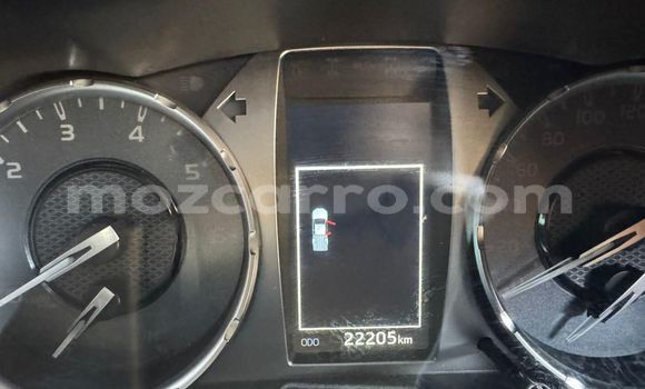 Nunua Ilio tumika Toyota Hilux Nyeupe Gari ndani ya Maputo nchini Maputo Nunua Ilio tumika Toyota Hilux Nyeupe Gari ndani ya Maputo nchini Maputo