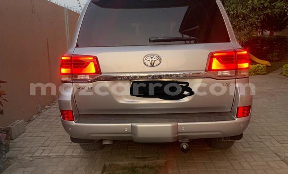 Nunua Ilio tumika Toyota Land Cruiser Nyingine Gari ndani ya Maputo nchini Maputo Nunua Ilio tumika Toyota Land Cruiser Nyingine Gari ndani ya Maputo nchini Maputo