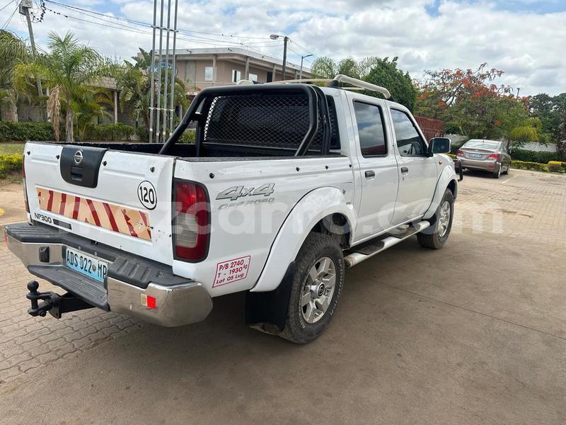 Big with watermark nissan hardbody maputo maputo 33094