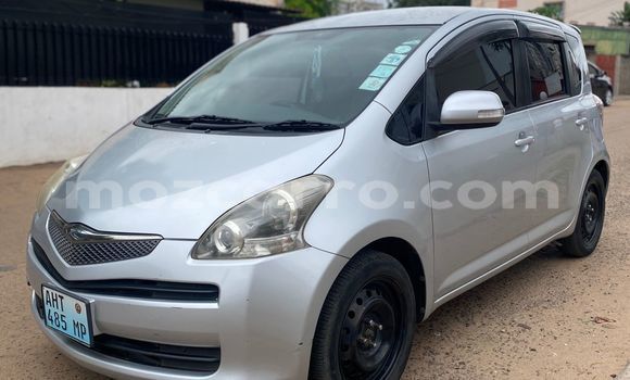 Comprar Usado Toyota Ractis Prata Carro em Maputo em Maputo Comprar Usado Toyota Ractis Prata Carro em Maputo em Maputo