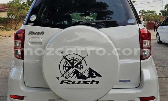 Comprar Novo Toyota Rush Branco Carro em Maputo em Maputo Comprar Novo Toyota Rush Branco Carro em Maputo em Maputo