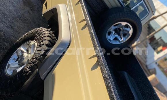 Nunua Ilio tumika Toyota Land Cruiser Brown Gari ndani ya Maputo nchini Maputo Nunua Ilio tumika Toyota Land Cruiser Brown Gari ndani ya Maputo nchini Maputo