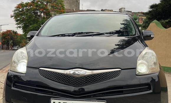 Nunua Ilio tumika Toyota Ractis Nyeusi Gari ndani ya Maputo nchini Maputo