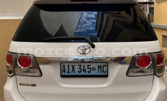 Comprar Usado Toyota Fortuner Branco Carro em Maputo em Maputo Comprar Usado Toyota Fortuner Branco Carro em Maputo em Maputo