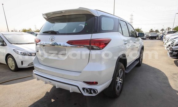 Tenga Imported Toyota Fortuner Chena Mota in Import - Dubai in Cabo Delgado Tenga Imported Toyota Fortuner Chena Mota in Import - Dubai in Cabo Delgado