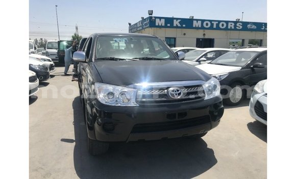 Tenga Imported Toyota Fortuner Nhema Mota in Import - Dubai in Cabo Delgado Tenga Imported Toyota Fortuner Nhema Mota in Import - Dubai in Cabo Delgado