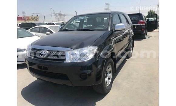 Tenga Imported Toyota Fortuner Nhema Mota in Import - Dubai in Cabo Delgado Tenga Imported Toyota Fortuner Nhema Mota in Import - Dubai in Cabo Delgado