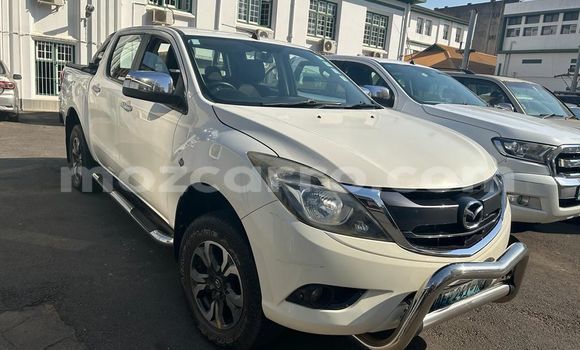 Buy Used Mazda BT-50 White Car in Maputo in Maputo