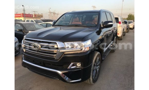 Comprar Importar Toyota Land Cruiser Preto Carro em Import - Dubai em Cabo Delgado Comprar Importar Toyota Land Cruiser Preto Carro em Import - Dubai em Cabo Delgado