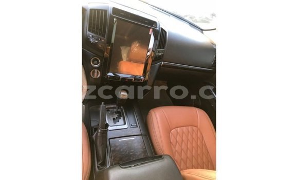 Comprar Importar Toyota Land Cruiser Preto Carro em Import - Dubai em Cabo Delgado Comprar Importar Toyota Land Cruiser Preto Carro em Import - Dubai em Cabo Delgado