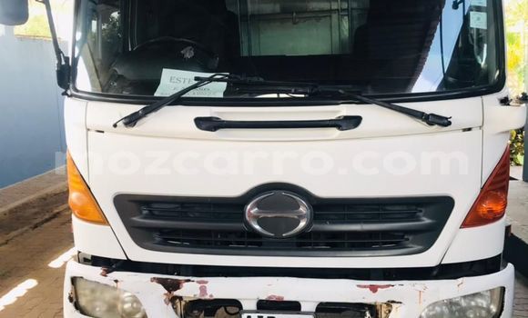 Comprar Usado Toyota 4Runner Branco Carro em Maputo em Maputo Comprar Usado Toyota 4Runner Branco Carro em Maputo em Maputo