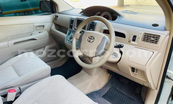 Nunua Ilio tumika Toyota Sienta Kijani Gari ndani ya Maputo nchini Maputo Nunua Ilio tumika Toyota Sienta Kijani Gari ndani ya Maputo nchini Maputo