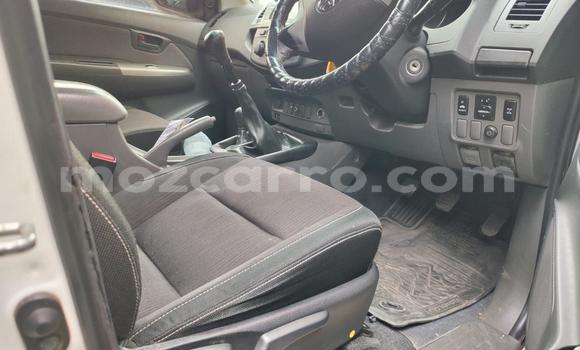 Comprar Usado Toyota Hilux Branco Carro em Maputo em Maputo Comprar Usado Toyota Hilux Branco Carro em Maputo em Maputo