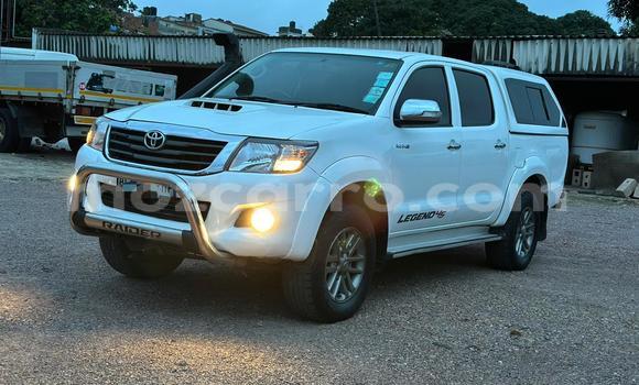Comprar Usado Toyota Hilux Branco Carro em Maputo em Maputo Comprar Usado Toyota Hilux Branco Carro em Maputo em Maputo