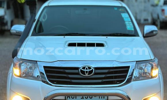 Comprar Usado Toyota Hilux Branco Carro em Maputo em Maputo Comprar Usado Toyota Hilux Branco Carro em Maputo em Maputo