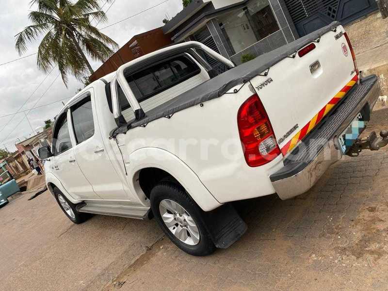 Big with watermark toyota hilux maputo maputo 33150