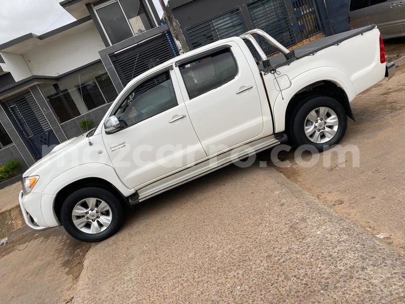 Big with watermark toyota hilux maputo maputo 33150