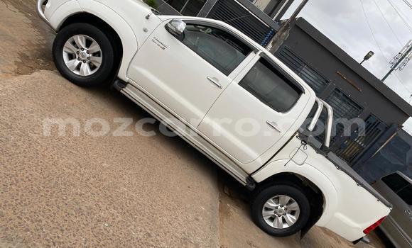 Tenga Tsaru Toyota Hilux Chena Mota in Maputo in Maputo Tenga Tsaru Toyota Hilux Chena Mota in Maputo in Maputo