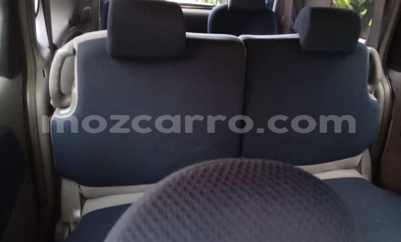 Tenga Tsaru Toyota Sienta Bhuruu Mota in Maputo in Maputo Tenga Tsaru Toyota Sienta Bhuruu Mota in Maputo in Maputo