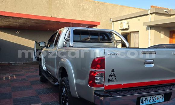 Nunua Ilio tumika Toyota Hilux Nyingine Gari ndani ya Maputo nchini Maputo Nunua Ilio tumika Toyota Hilux Nyingine Gari ndani ya Maputo nchini Maputo