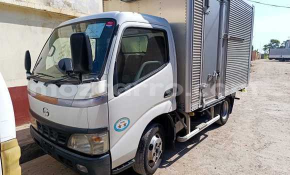 Buy Used Toyota Dyna White Car in Maputo in Maputo Buy Used Toyota Dyna White Car in Maputo in Maputo