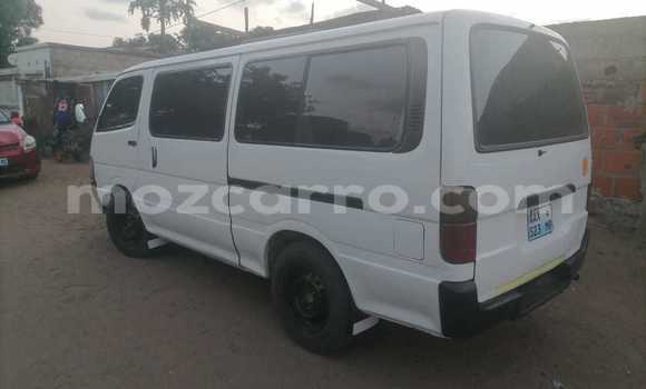 Buy Used Toyota Hiace White Car in Maputo in Maputo Buy Used Toyota Hiace White Car in Maputo in Maputo