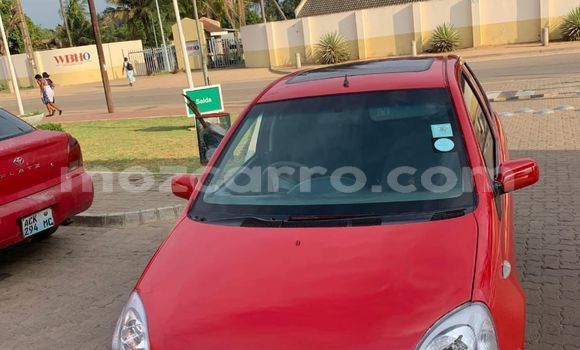 Tenga Tsaru Toyota Vitz Tsvuku Mota in Maputo in Maputo Tenga Tsaru Toyota Vitz Tsvuku Mota in Maputo in Maputo