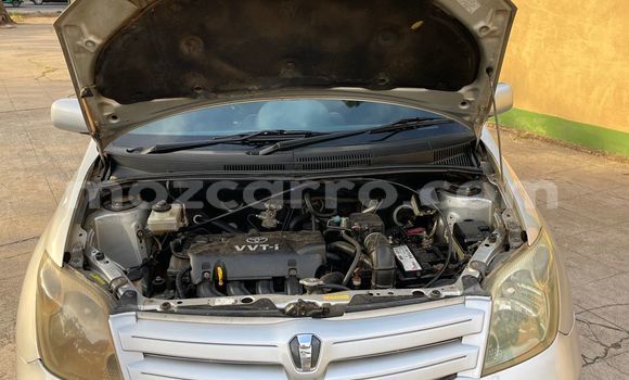 Nunua Ilio tumika Toyota IST Fedha Gari ndani ya Maputo nchini Maputo Nunua Ilio tumika Toyota IST Fedha Gari ndani ya Maputo nchini Maputo