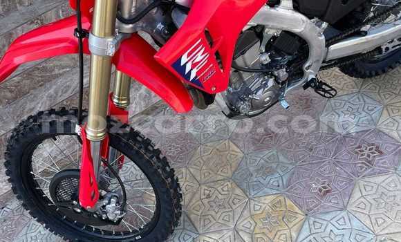 Comprar Usado Honda CRF Vermelho Moto em Maputo em Maputo