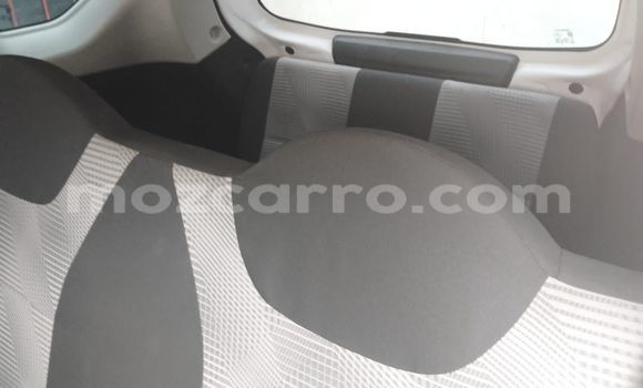 Tenga Tsaru Datsun Sunny Chena Mota in Maputo in Maputo Tenga Tsaru Datsun Sunny Chena Mota in Maputo in Maputo