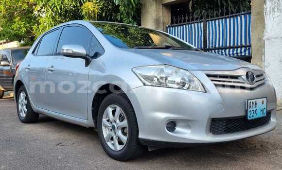 Comprar Usado Toyota Auris Prata Carro em Maputo em Maputo Comprar Usado Toyota Auris Prata Carro em Maputo em Maputo