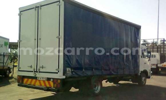 Comprar Usado Nissan UD Branco Caminhão em Maputo em Maputo Comprar Usado Nissan UD Branco Caminhão em Maputo em Maputo