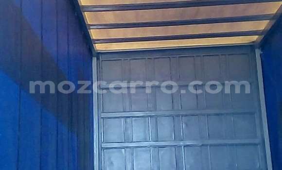 Comprar Usado Nissan UD Branco Caminhão em Maputo em Maputo Comprar Usado Nissan UD Branco Caminhão em Maputo em Maputo