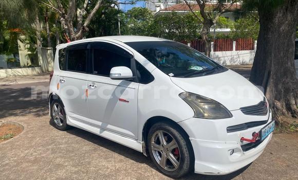 Tenga Tsaru Toyota Vitz Chena Mota in Maputo in Maputo Tenga Tsaru Toyota Vitz Chena Mota in Maputo in Maputo
