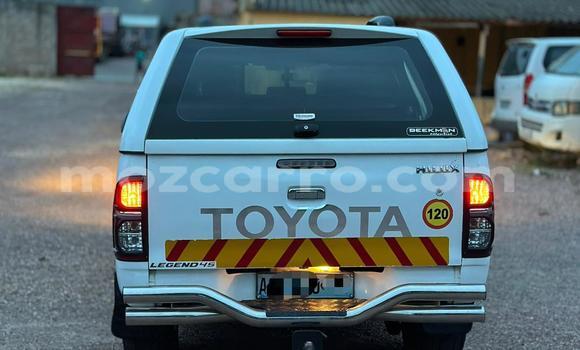 Tenga Tsaru Toyota Hilux Chena Mota in Maputo in Maputo Tenga Tsaru Toyota Hilux Chena Mota in Maputo in Maputo