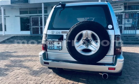 Tenga Tsaru Toyota Land Cruiser Prado Zvimwe Mota in Maputo in Maputo Tenga Tsaru Toyota Land Cruiser Prado Zvimwe Mota in Maputo in Maputo