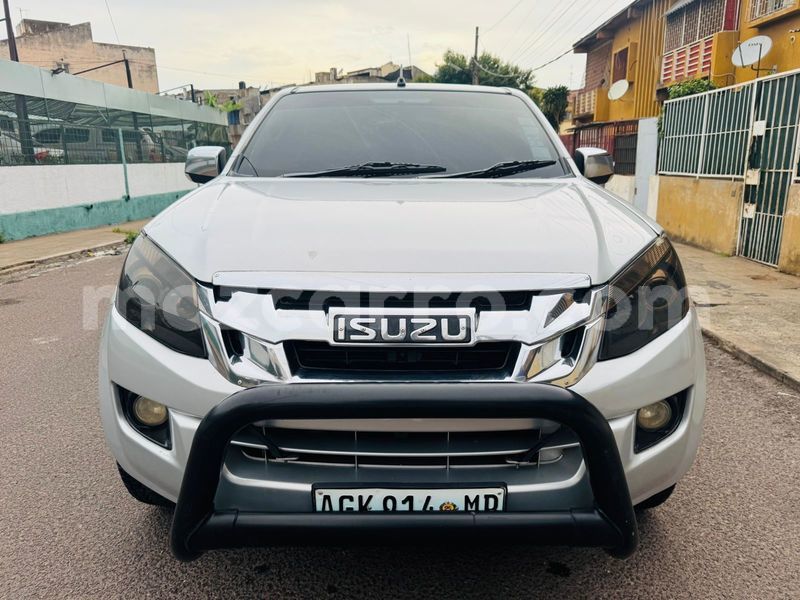 Big with watermark isuzu d max maputo maputo 33223