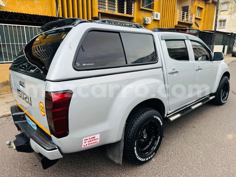 Big with watermark isuzu d max maputo maputo 33223