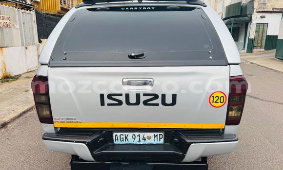 Tenga Tsaru Isuzu D-MAX Zvimwe Mota in Maputo in Maputo Tenga Tsaru Isuzu D-MAX Zvimwe Mota in Maputo in Maputo