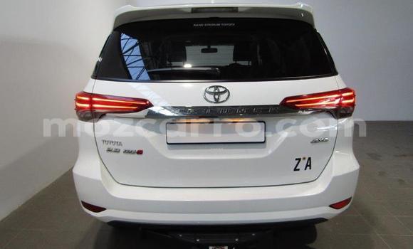 Comprar Usado Toyota Fortuner Branco Carro em Gilé em Zambezia Comprar Usado Toyota Fortuner Branco Carro em Gilé em Zambezia