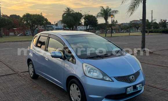 Nunua Ilio tumika Honda Fit Bluu Gari ndani ya Maputo nchini Maputo Nunua Ilio tumika Honda Fit Bluu Gari ndani ya Maputo nchini Maputo