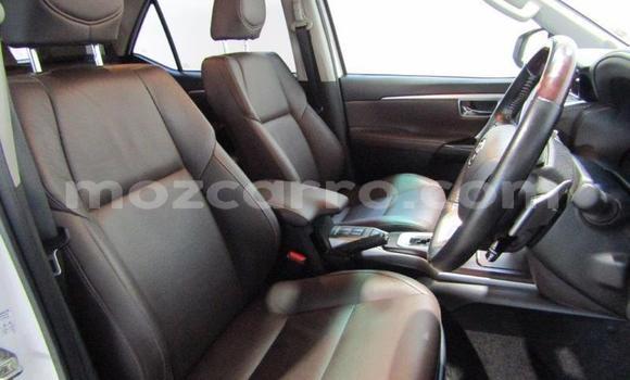 Comprar Usado Toyota Fortuner Branco Carro em Gilé em Zambezia Comprar Usado Toyota Fortuner Branco Carro em Gilé em Zambezia