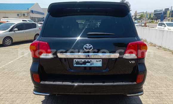Nunua Ilio tumika Toyota Land Cruiser Prado Kijani Gari ndani ya Maputo nchini Maputo Nunua Ilio tumika Toyota Land Cruiser Prado Kijani Gari ndani ya Maputo nchini Maputo