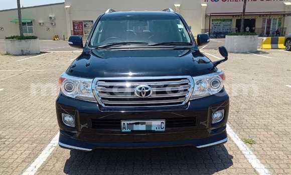 Nunua Ilio tumika Toyota Land Cruiser Prado Kijani Gari ndani ya Maputo nchini Maputo Nunua Ilio tumika Toyota Land Cruiser Prado Kijani Gari ndani ya Maputo nchini Maputo