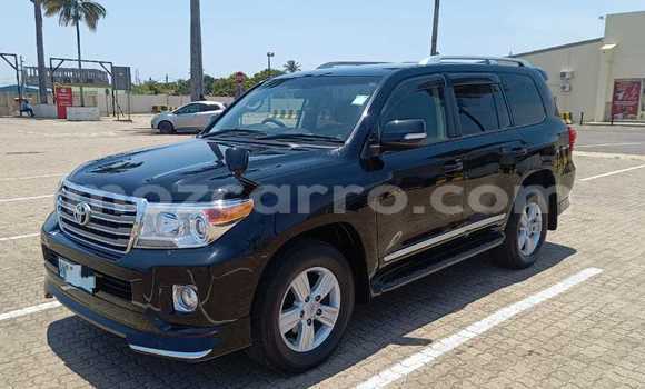 Nunua Ilio tumika Toyota Land Cruiser Prado Kijani Gari ndani ya Maputo nchini Maputo Nunua Ilio tumika Toyota Land Cruiser Prado Kijani Gari ndani ya Maputo nchini Maputo